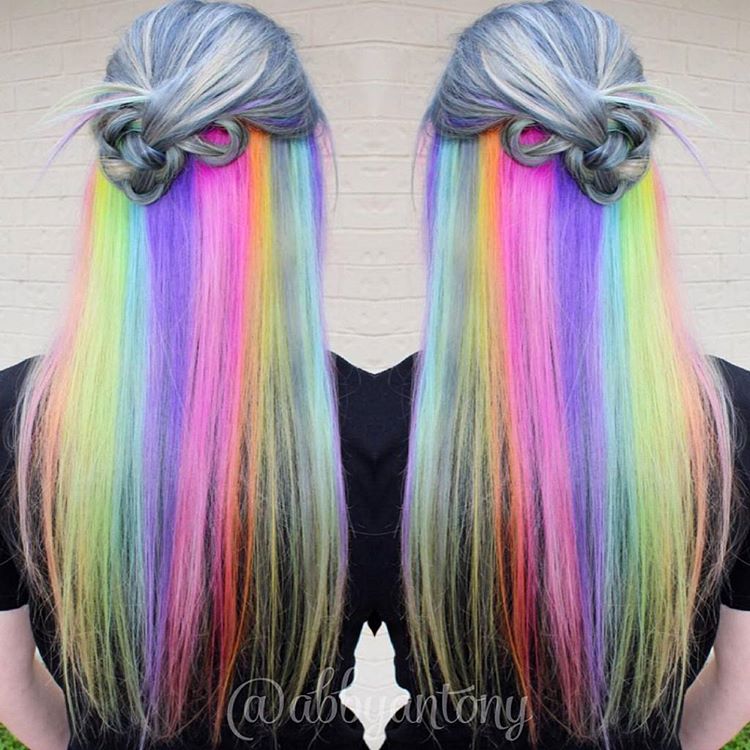 cabelo colorido arco íris escondido